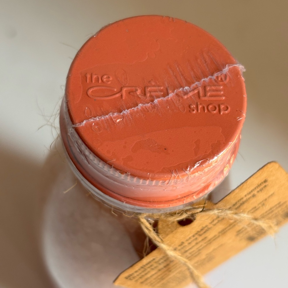 NWT The Crème Shop x Hello Kitty Peach Sunset Bath Crystals - Picture 5 of 6